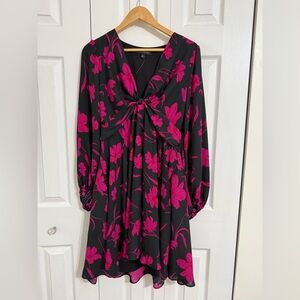 NWT Banana Republic floral balloon sleeve dress